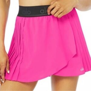 ALO Yoga Neon Hot Pink Pleated Aces Gram Slam Skirt